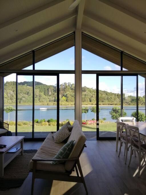Purangi Waterfront Retreat - 2 Bedroom Cooks Beach Exterior photo